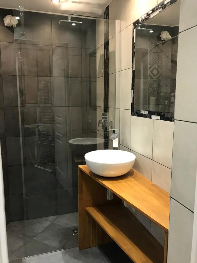 Adorable Souplex Batignolles Apartment Paris Luaran gambar